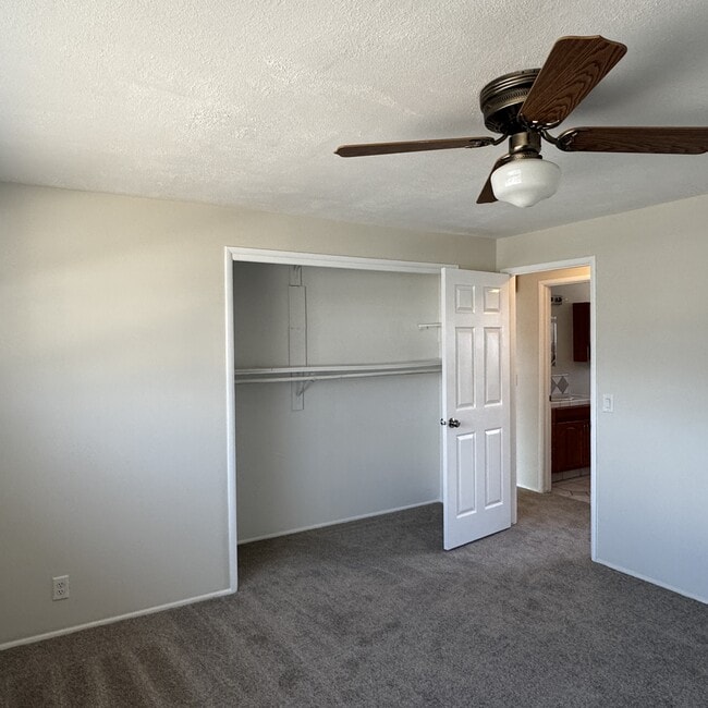 Photo - 4156 Charles Dr