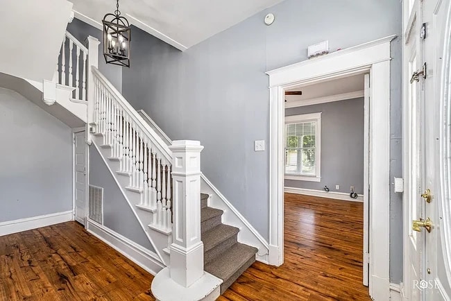 Photo - 2 N Adams St