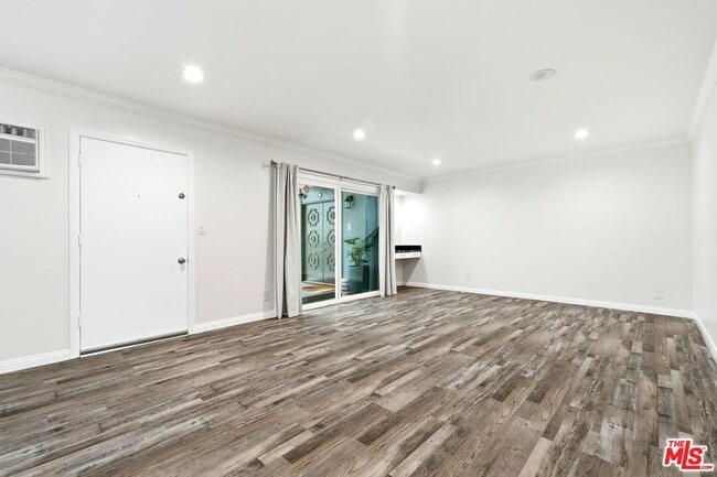 Photo - 1939 Selby Ave Unit 2