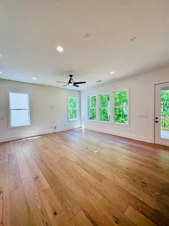 Photo - 1225 Westshore Dr
