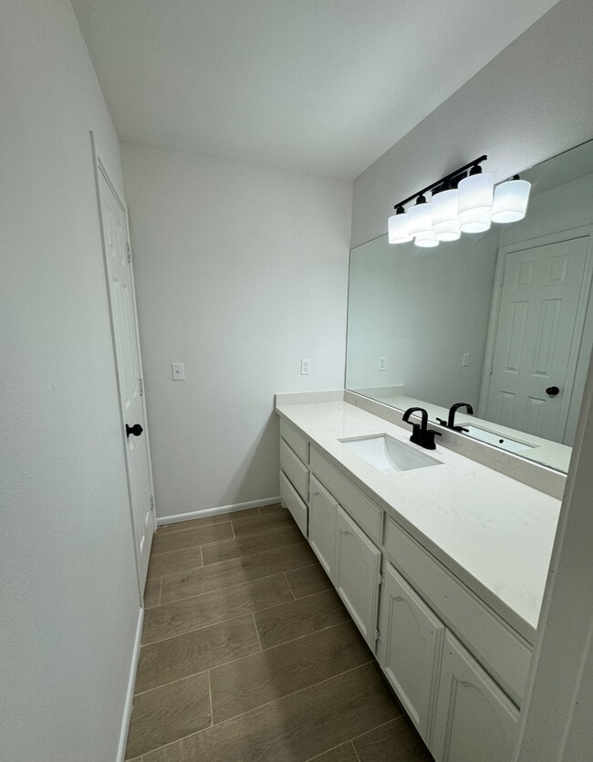 Photo - 1710 Tampa St Unit B