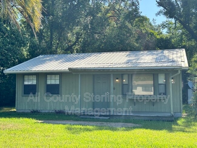 Photo - 159 SW Elizabeth Ct
