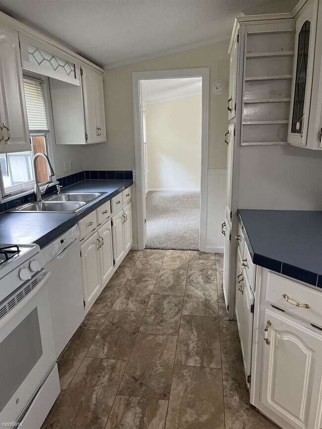 Photo - 2 br, 2 bath Mobile Home - 28 Forrest Dr