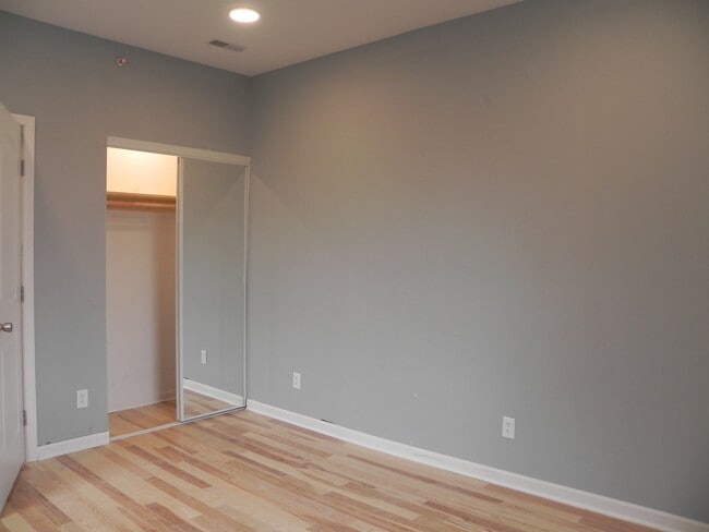 Photo - 813 N 41st St Unidad 3