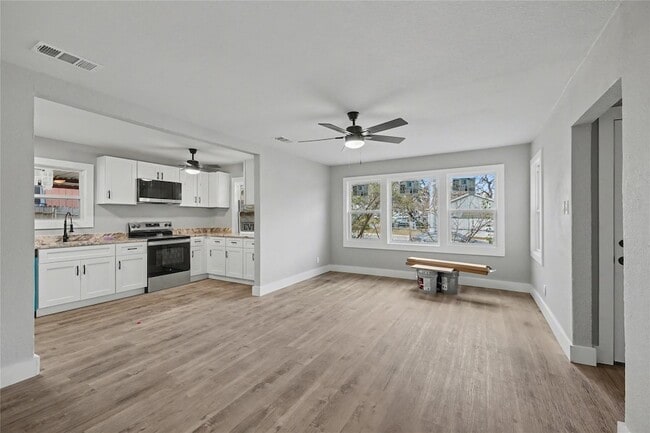 Photo - 4220 Ramey Ave