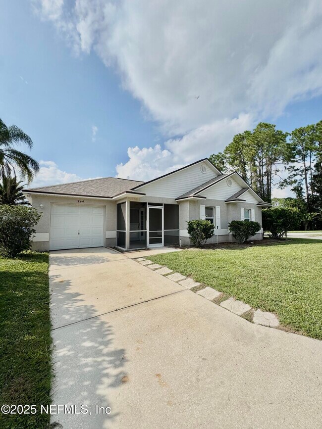 Photo - 744 Palm Hammock Cir