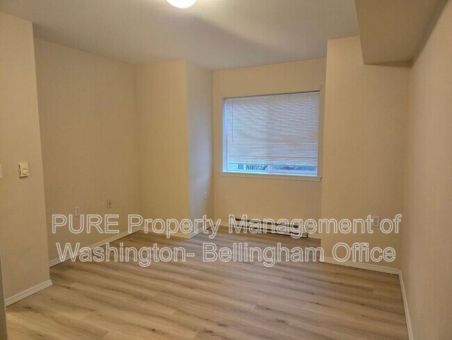 Photo - 508 Tremont Ave Unidad #A102