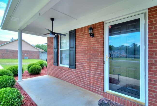 Photo - 117 Buckston Trace Ln