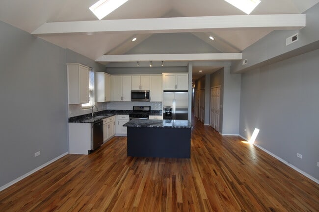 Photo - 2054 W Division St Unit 3