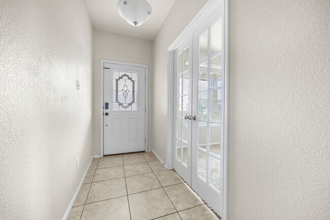 Photo - 1414 Fawn Lily Dr