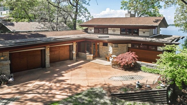 Photo - 5030 Lake Mendota Dr