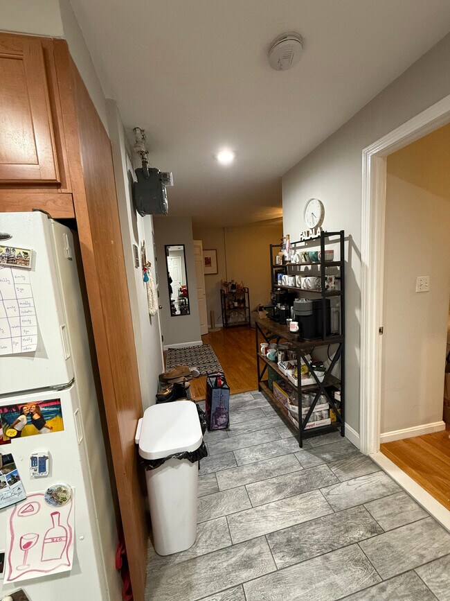 Photo - 220 Hanover St Unit 1