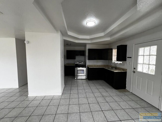 Photo - 5105 Villa Bonita St