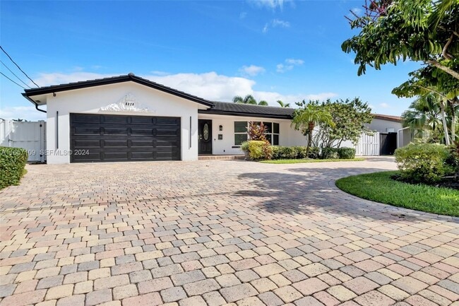 Photo - 5220 NE 26th Ave