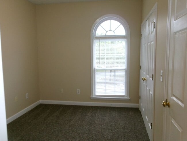 Photo - 3 bedroom, 2 bath condo in Carolina Willows Unit 10-H