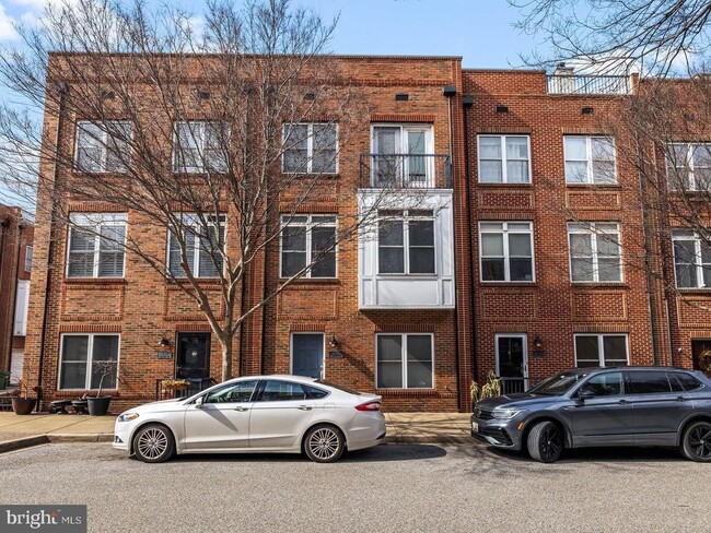 Photo - 1434 Benjamin St Townhome