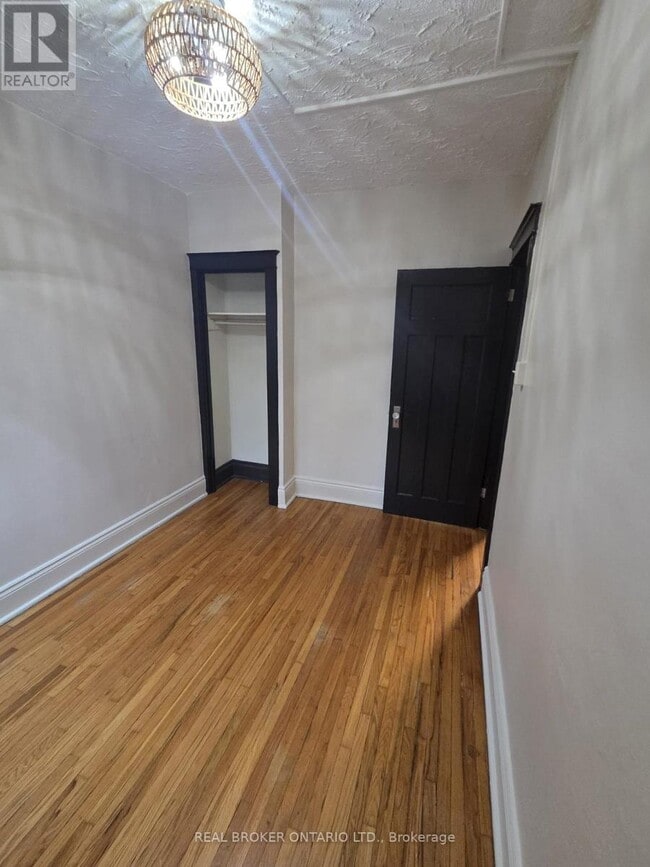 Photo - 4 Hyde Park Ave Unit 10