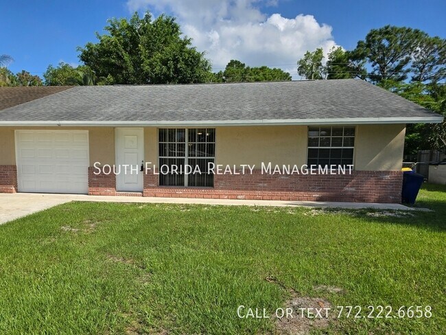 Building Photo - 1260 SE St Lawrence Way Rental