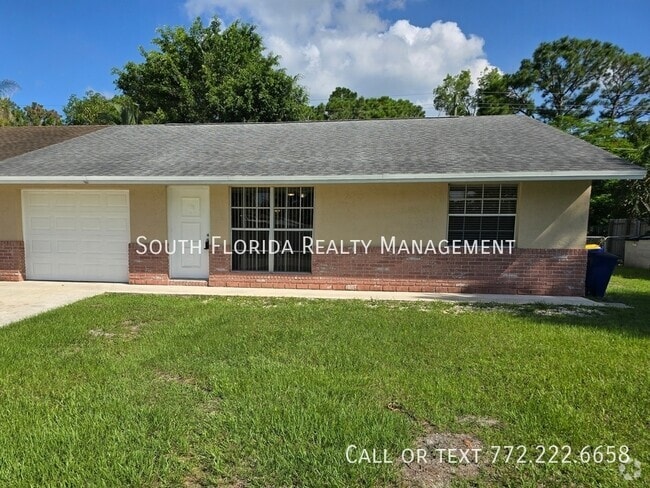 Building Photo - 1260 SE St Lawrence Way Rental