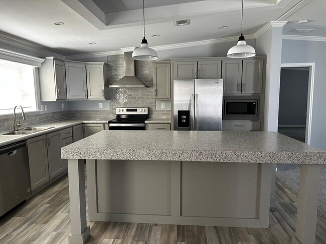 Photo - 15591 Charmwood Dr