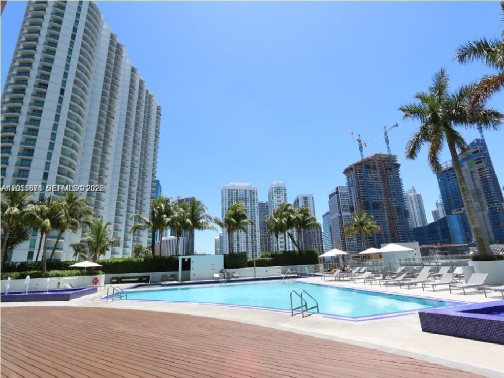 Photo - 90 SW 3rd St Unidad 2907