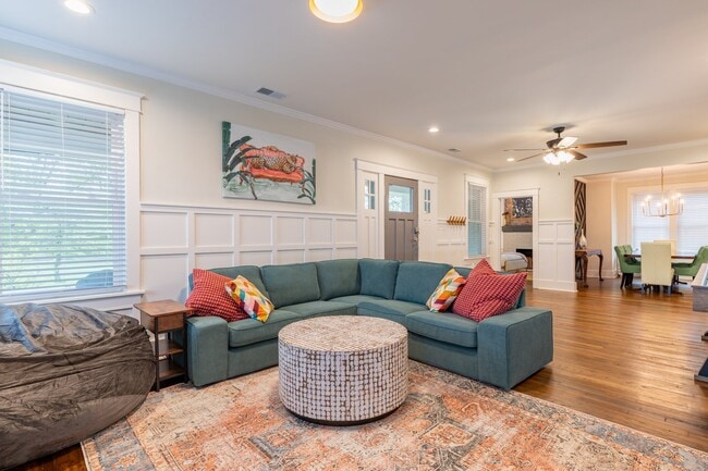 Photo - 2118 Higbee Ave