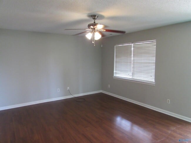 Photo - 110 Piper Ln