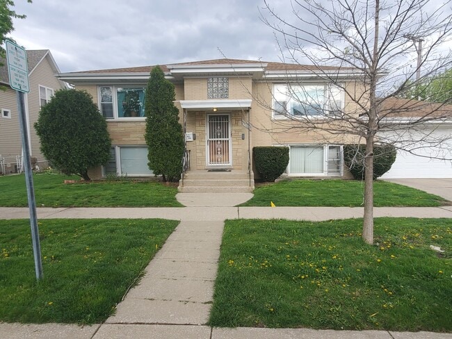 Photo - 3307 Highland Ave Rental