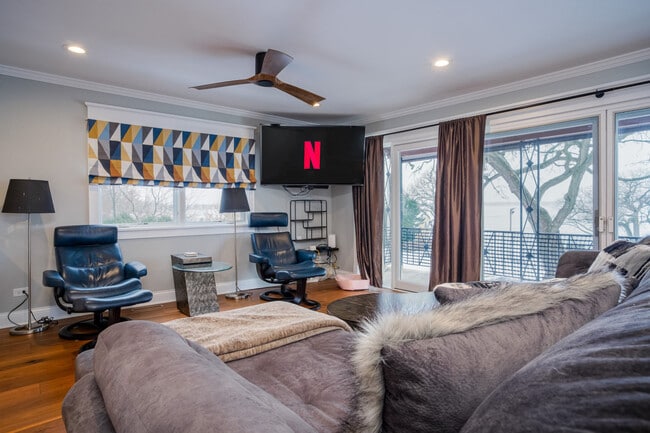 Photo - 10 N Pistakee Lake Rd Unidad ID1374789P