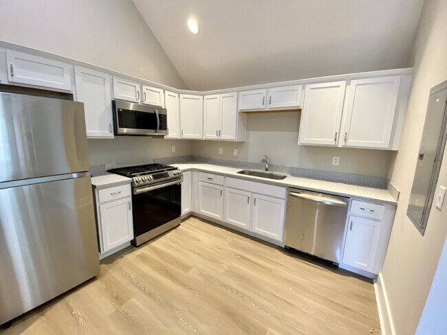 Photo - One Bedroom Apartment for Rent in the Heart of Old Town! Unit 301