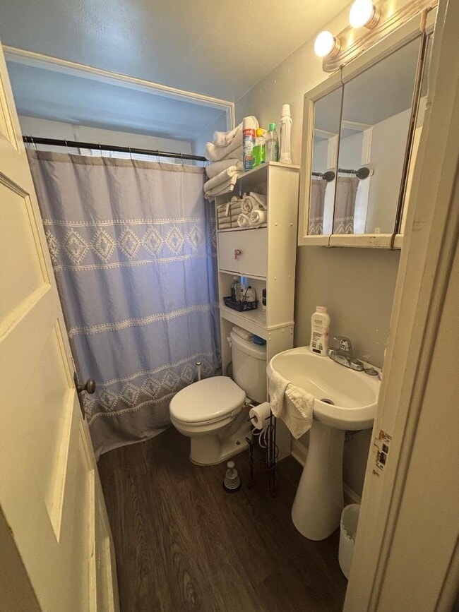 Photo - 37 S 700 W