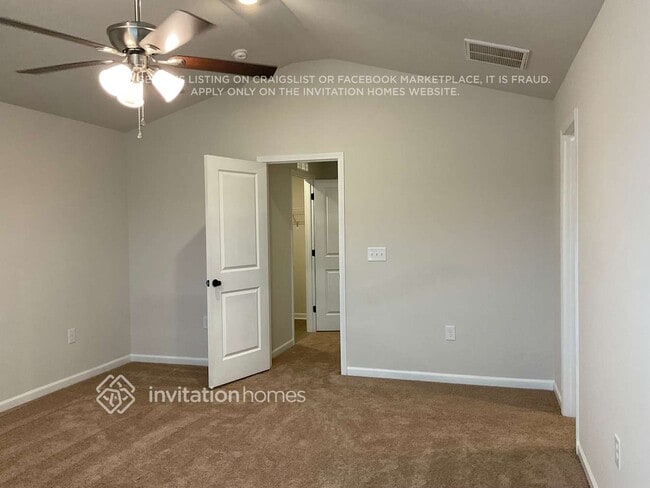 Photo - 3326 Strong Box Lane