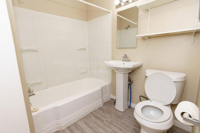 Photo - 1722 N Holyoke St Unit 4