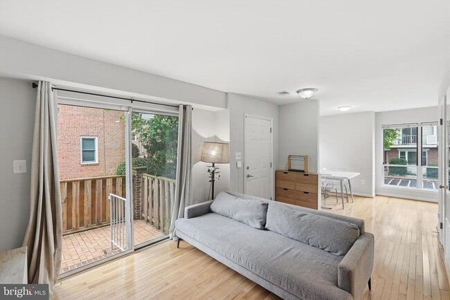 Photo - 1113 N Vernon St