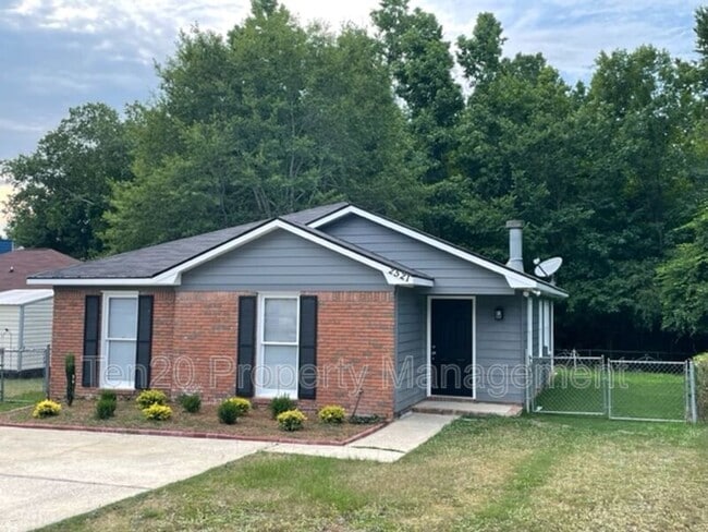 Photo - 2521 Lacey Oak Ct House