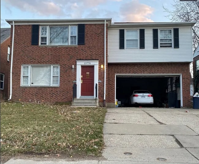 Photo - 13770 Cedar Rd Apartment Unit Lower