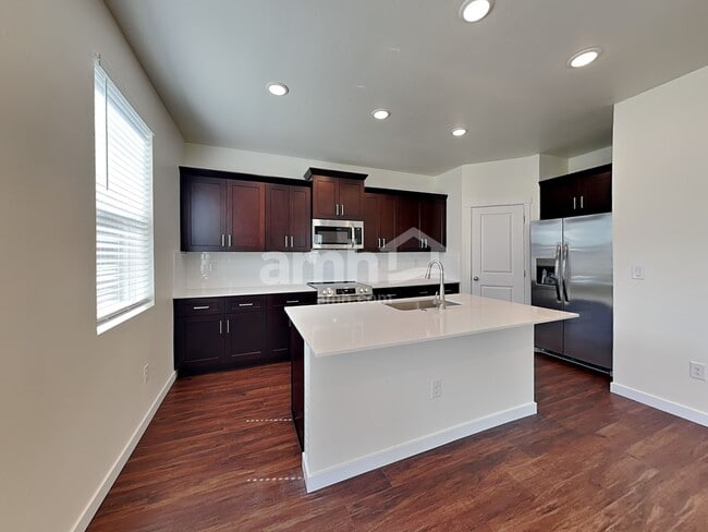 Photo - 1432 N Garnet Creek Ave