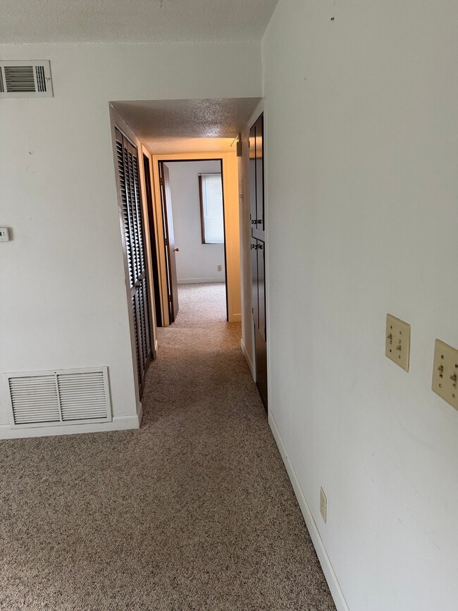 1110 Doreen Ave