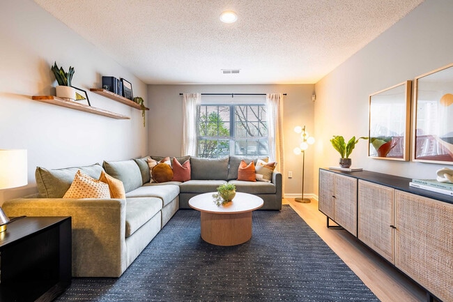 Mountaineer Village - 04