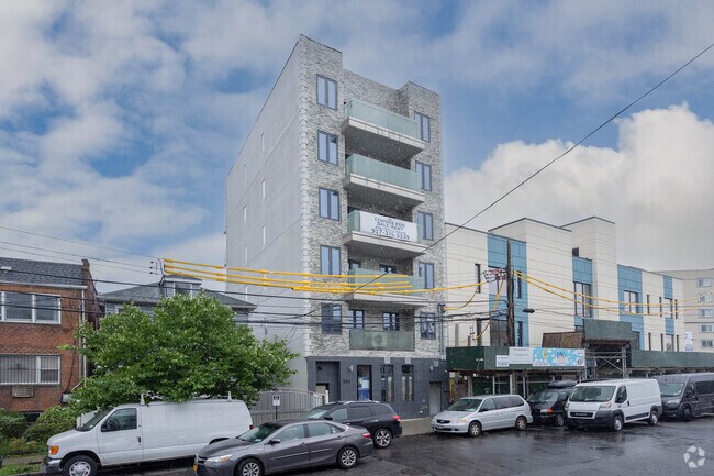 Photo - 1014 Banner Ave