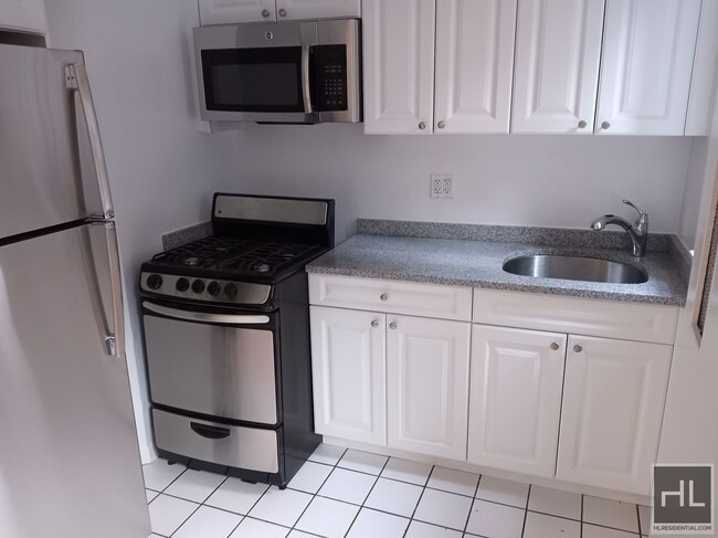 Photo - AMSTERDAM AVENUE Unit 6F