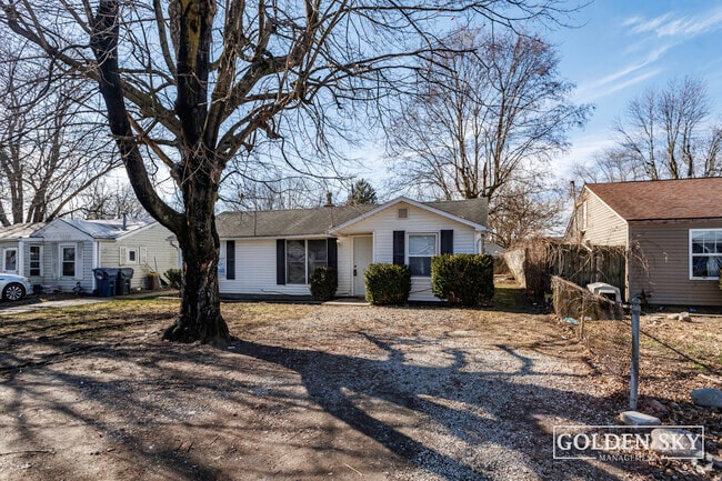 Building Photo - 1609 S Oakdale Dr Rental