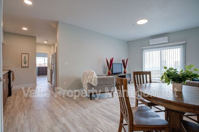 Building Photo - 13001 S Crompton Ln Unit 114