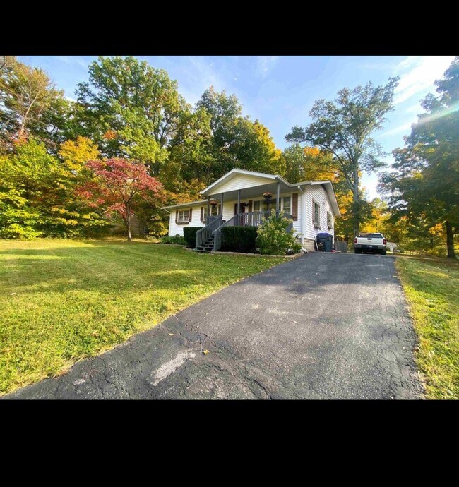 6473 W Mcneely St Rental House Rental in Ellettsville, IN