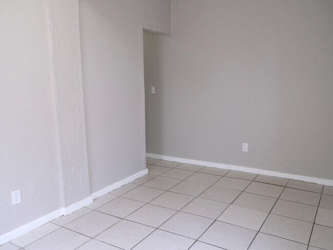 Photo - 1104 22nd St Unidad A