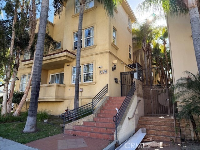 Photo - 574 E Palm Ave