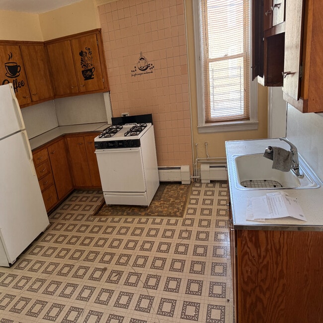 Building Photo - 298 Hoboken Ave Unit 1