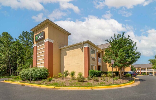 Furnished Studio-Washington, D.C. - Sterling - Dulles