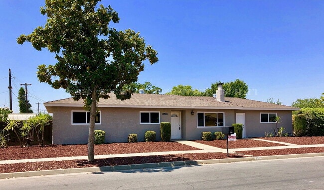 Photo - 3653 N Shirley Ave