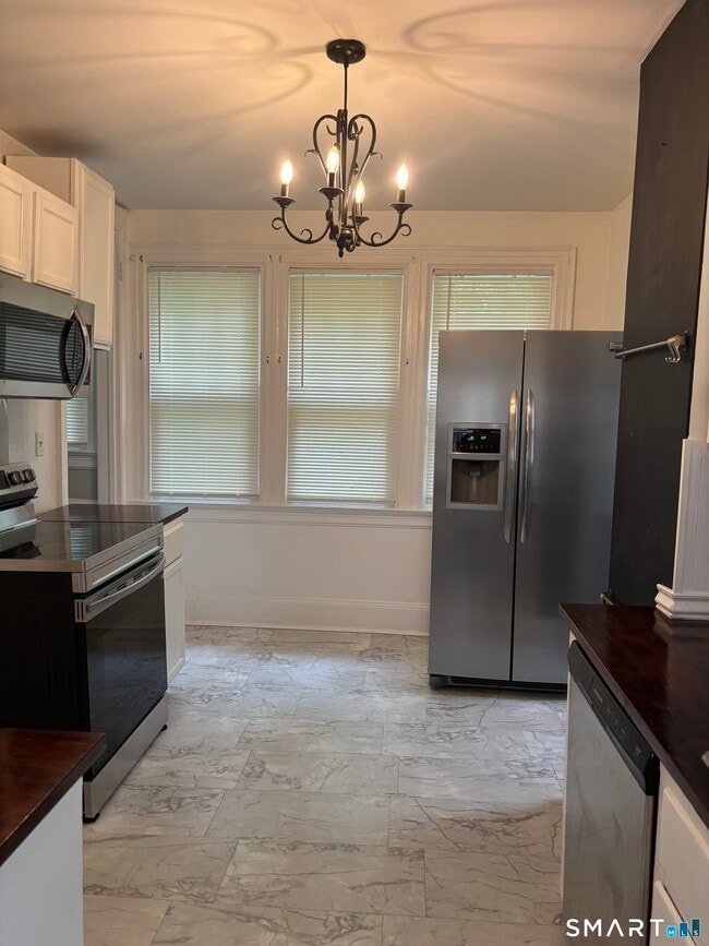 246 Goffe Terrace